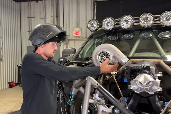 Twin Turbo of a Street-Legal Prerunner (2)