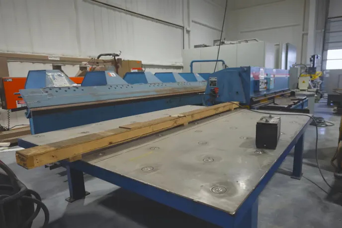 Building the 200-horsepower H1 (3)