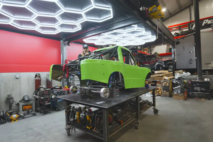 200-horsepower H1 (2)