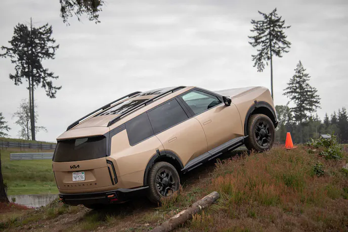 Crowning An ‘Outdoor Activity Vehicle of the Year’ At NWAPA Mudfest 2026