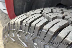 008-yokohama-geolander-xat-tire-review-tread-edge